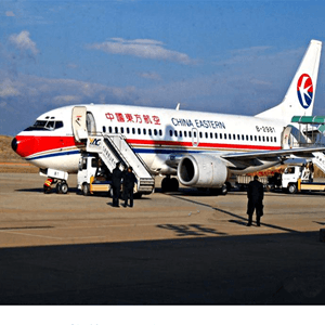龙洞堡航空邮寄航空快运业稳步发展的原因是什么？